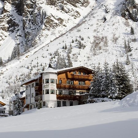 Almhof-Reithof Pitztal Hotel ซังคท์เลออนฮาร์ด อิม พิทซ์ทัล ภายนอก รูปภาพ
