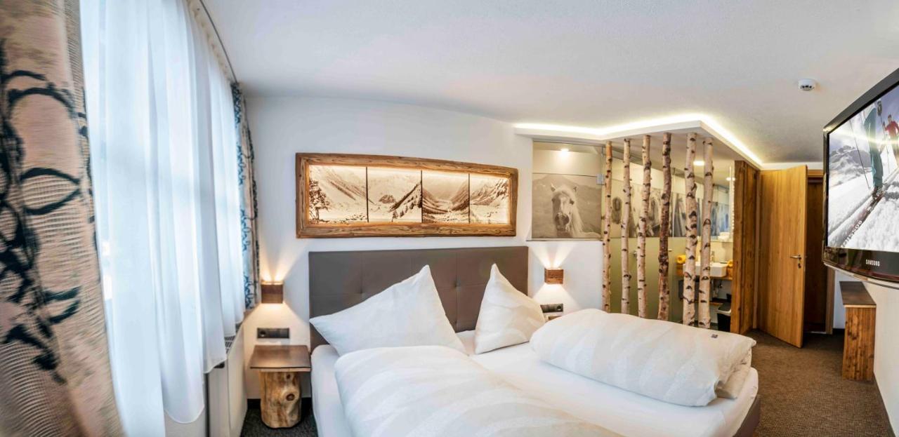 Almhof-Reithof Pitztal Hotel ซังคท์เลออนฮาร์ด อิม พิทซ์ทัล ภายนอก รูปภาพ