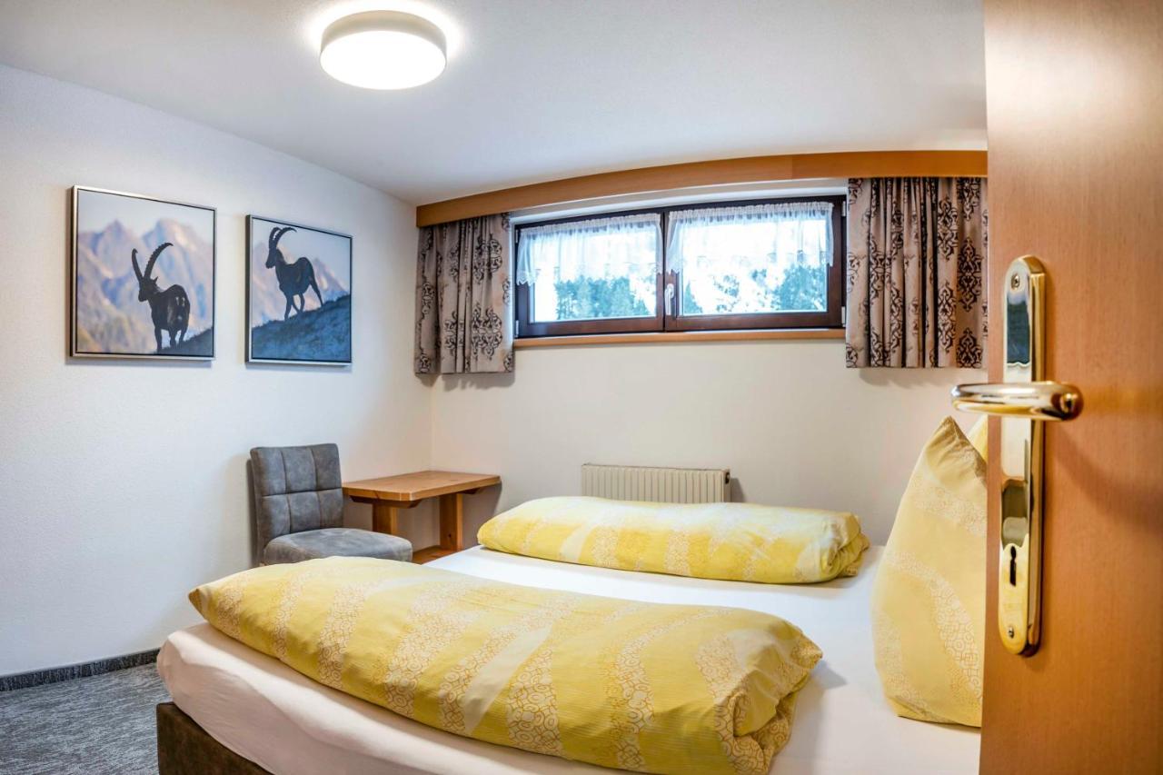 Almhof-Reithof Pitztal Hotel ซังคท์เลออนฮาร์ด อิม พิทซ์ทัล ภายนอก รูปภาพ