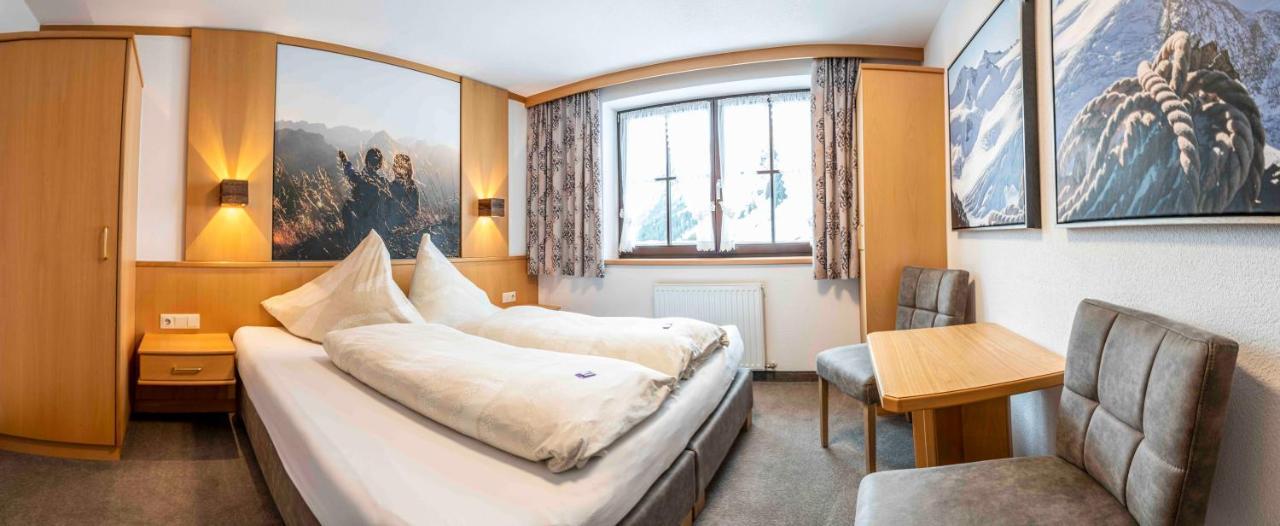 Almhof-Reithof Pitztal Hotel ซังคท์เลออนฮาร์ด อิม พิทซ์ทัล ภายนอก รูปภาพ