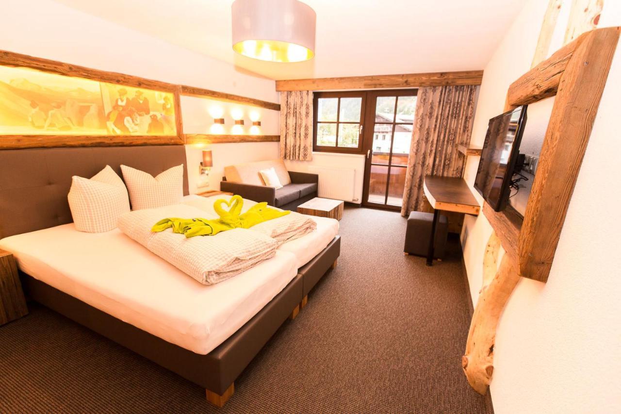 Almhof-Reithof Pitztal Hotel ซังคท์เลออนฮาร์ด อิม พิทซ์ทัล ภายนอก รูปภาพ