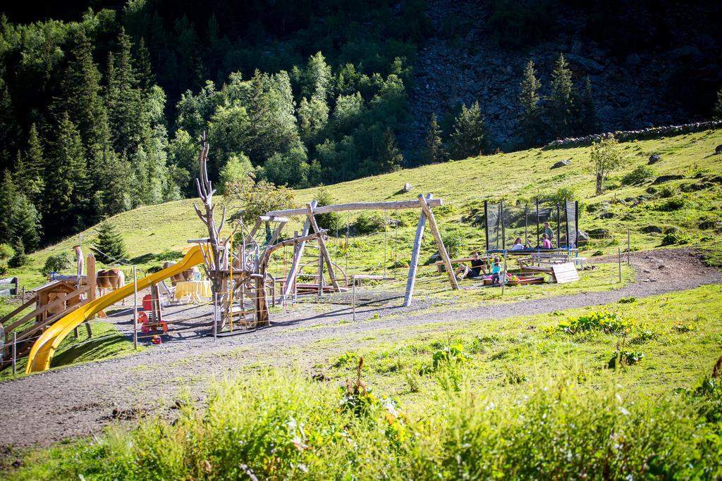 Almhof-Reithof Pitztal Hotel ซังคท์เลออนฮาร์ด อิม พิทซ์ทัล ภายนอก รูปภาพ